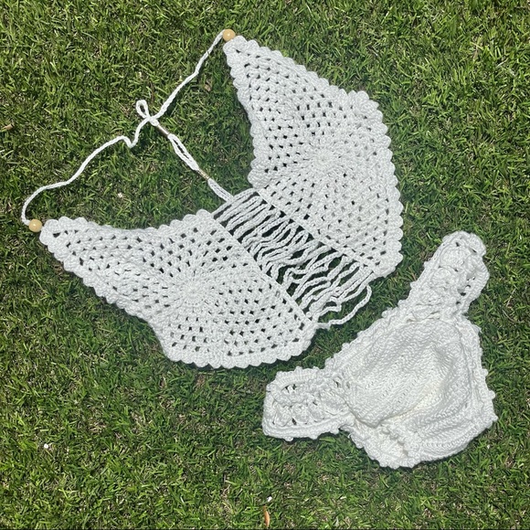 Handmade Crochet Toddlers Outfit - Picture 2 of 3